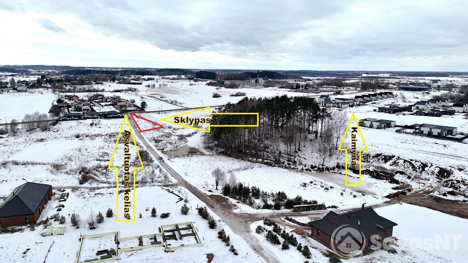 Vilniaus r. sav., Avižienių sen., Pikutiškių k., Vilkų g. parduodamas 10,6 arų  NAMŲ VALDOS sklypas.