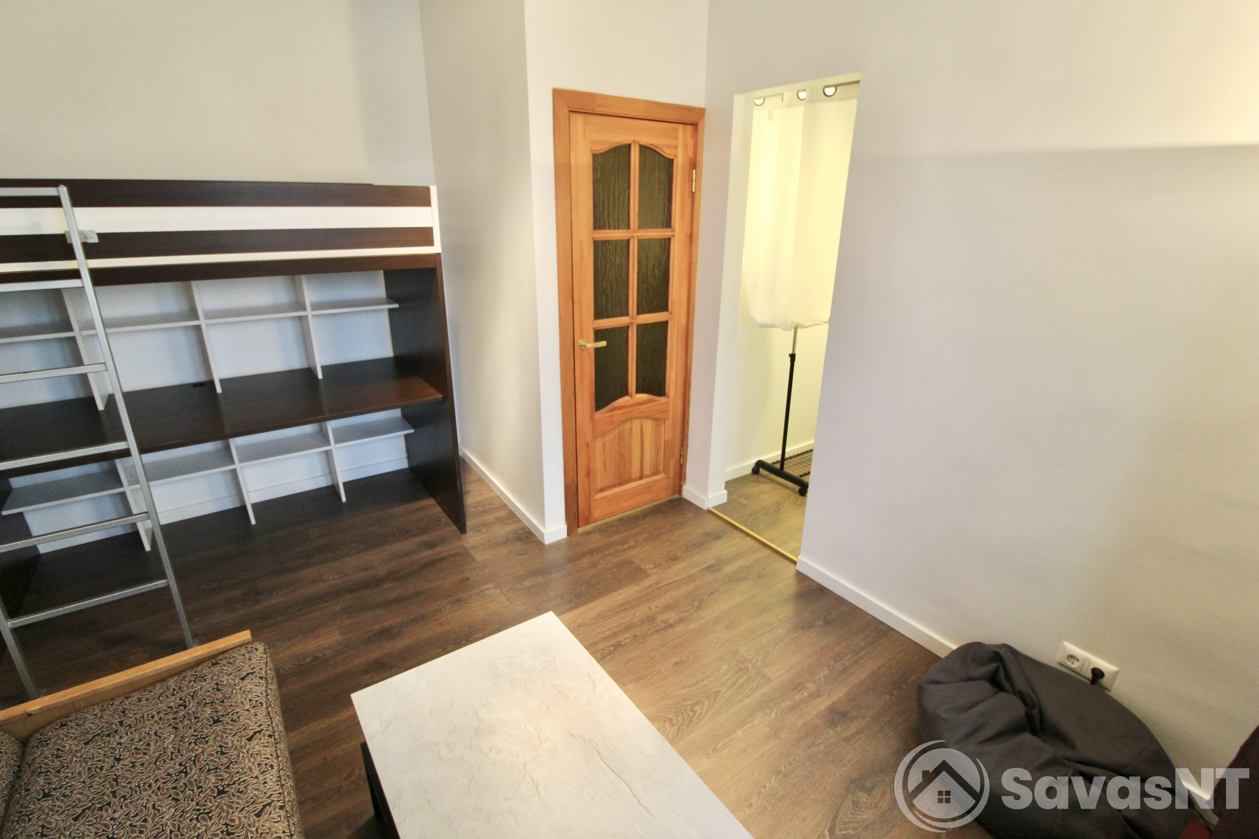 Nuomojamas 4 kambarių butas Austėjos gatvėje