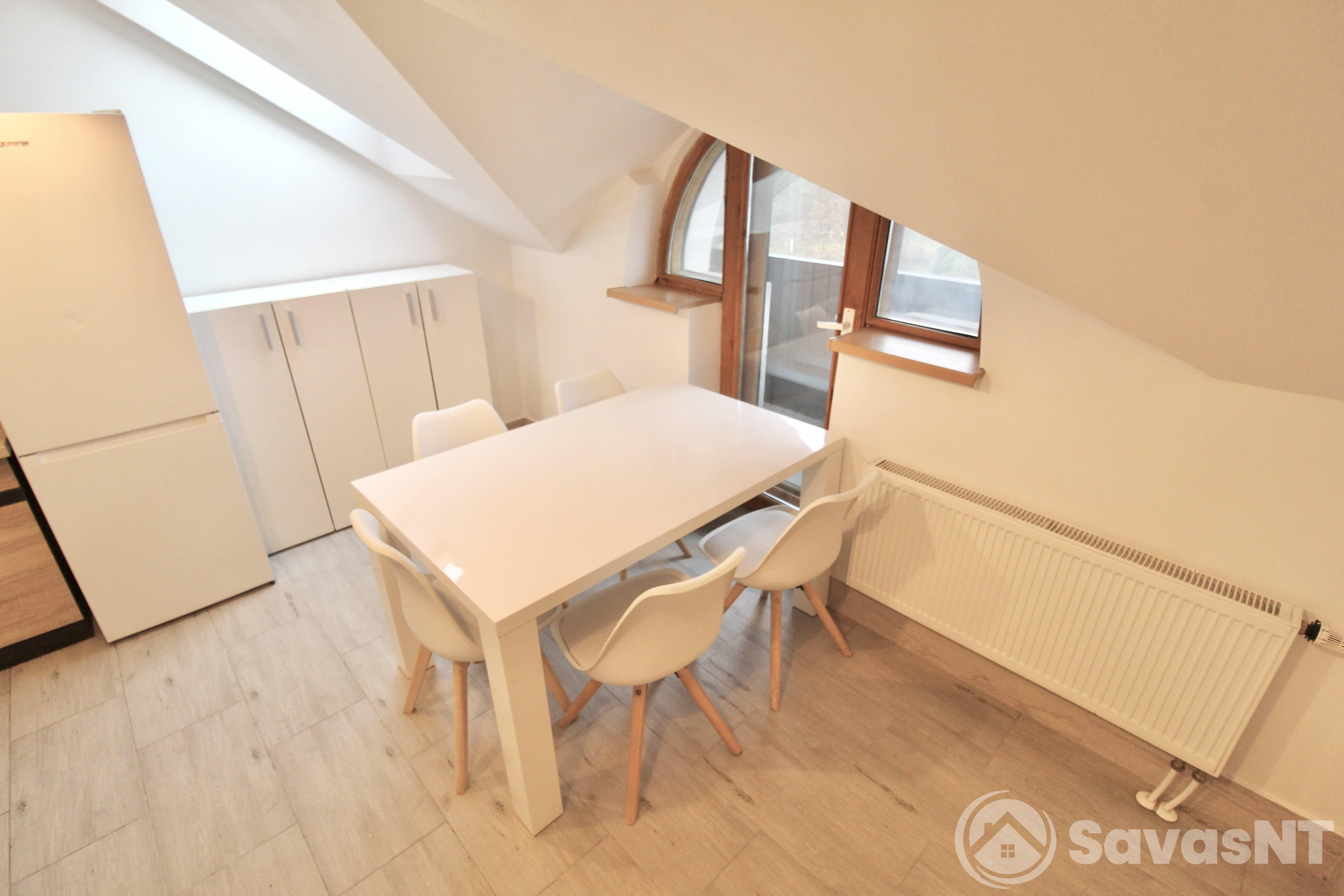 Nuomojamas 4 kambarių butas Austėjos gatvėje