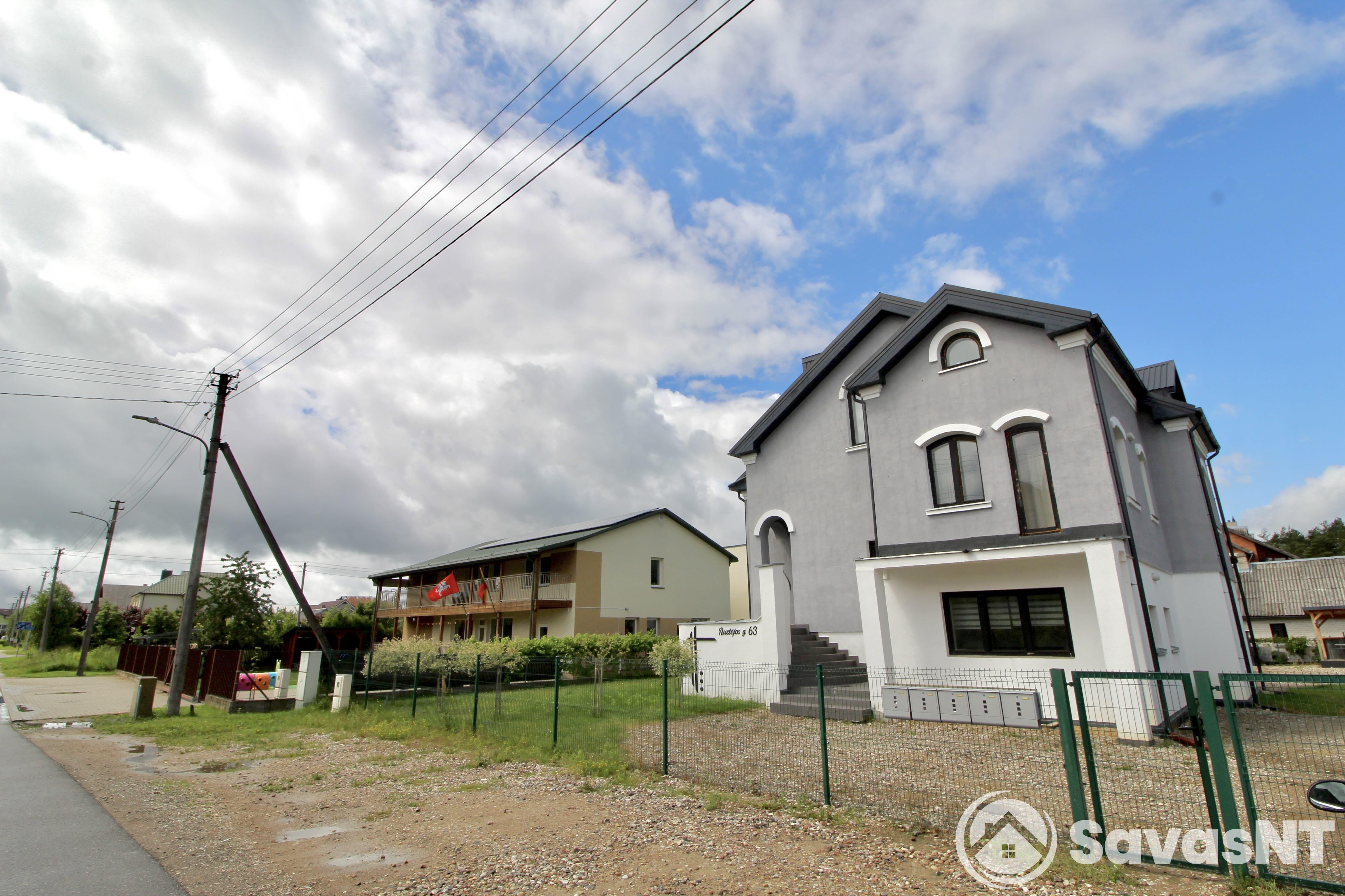 Nuomojamas 4 kambarių butas Austėjos gatvėje