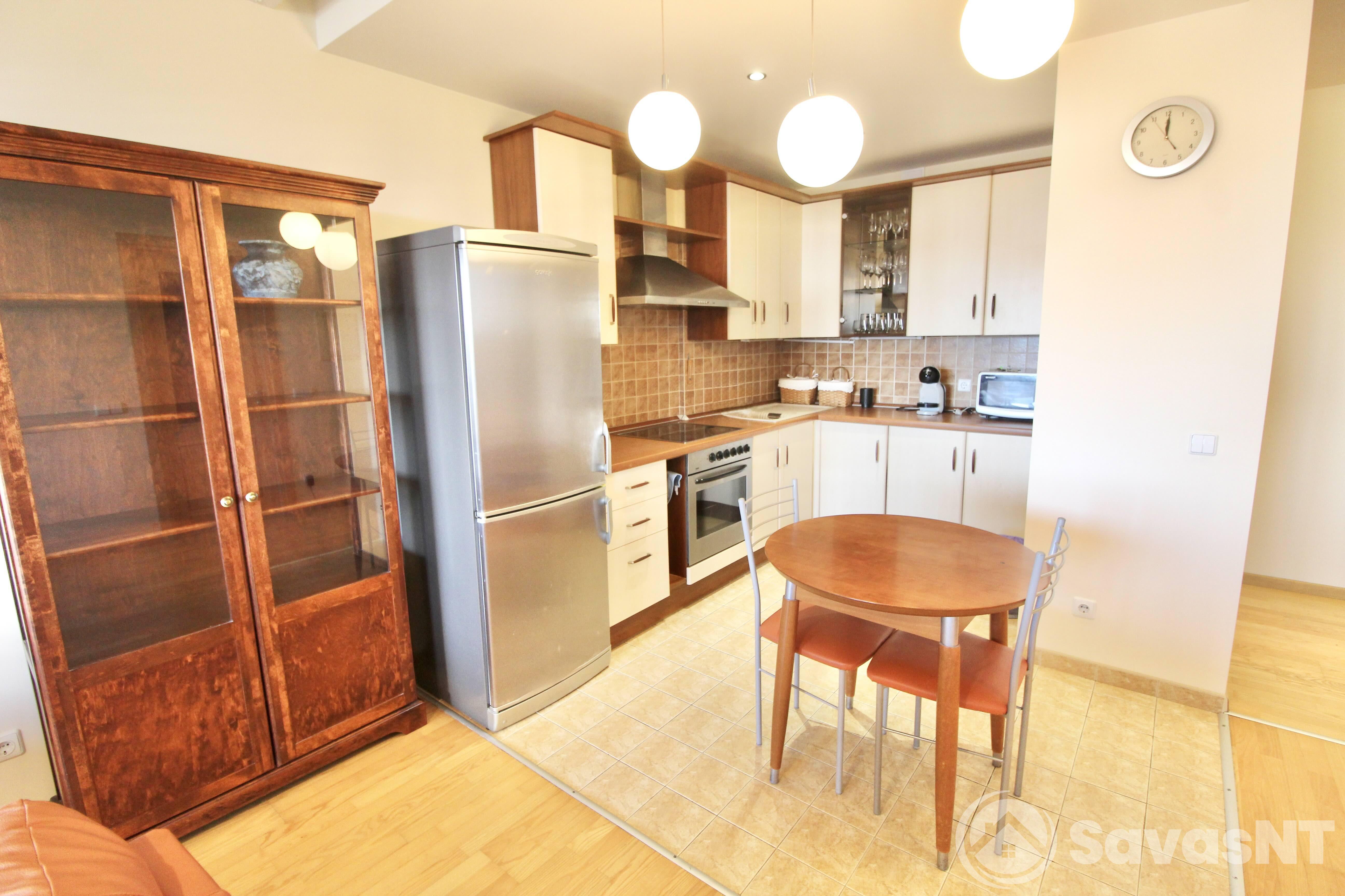 Nuomojamas 2 kambarių butas Kviečių gatvėje