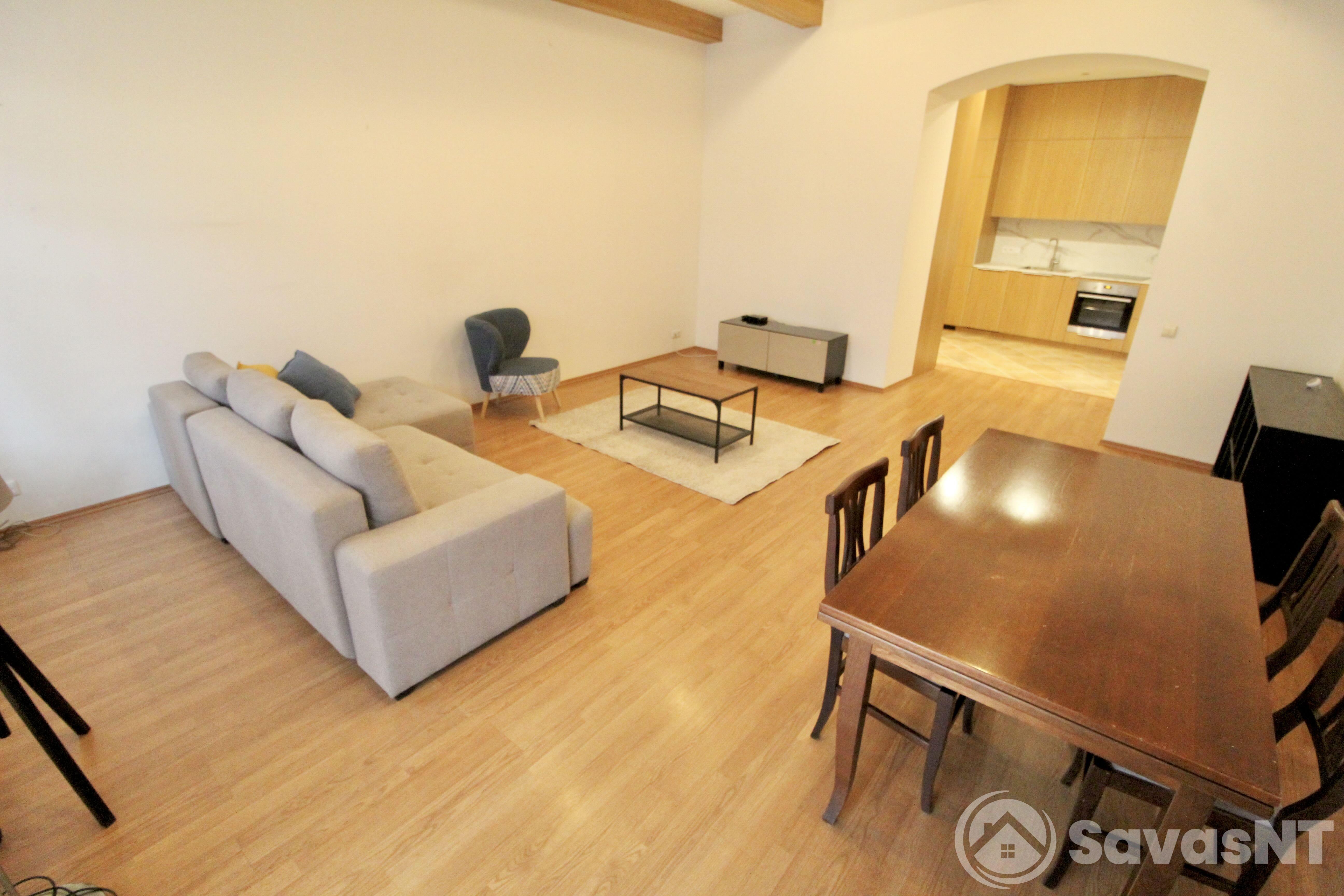 Nuomojamas 2 kambarių butas Šv. Stepono gatvėje