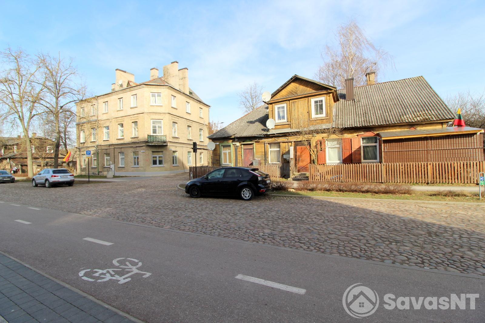 PARDUODAMAS UNIKALUS 2 KAMBARIŲ BUTAS ŠNIPIŠKĖSE, S.Fino gatvėje
