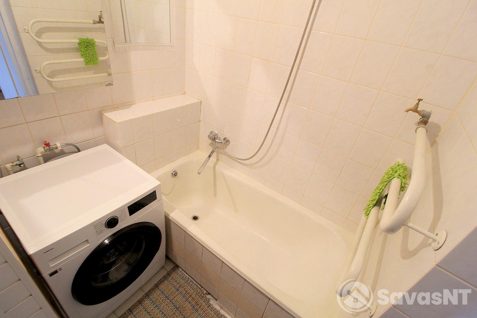 3 atskirų kambarių butas Balsiuose