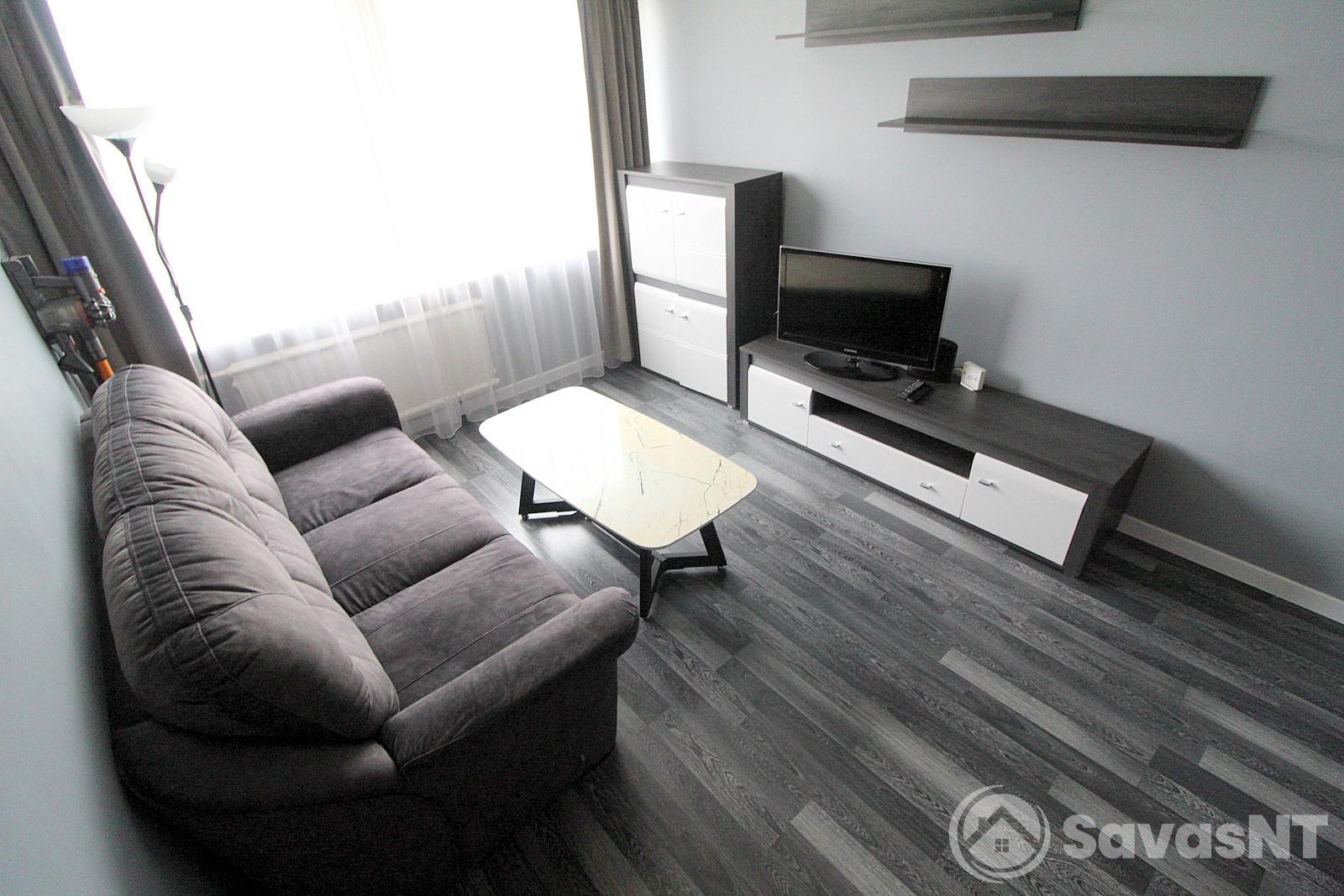 Karoliniškėse, A.P. Kavoliuko g. nuomojamas vieno kambario butas