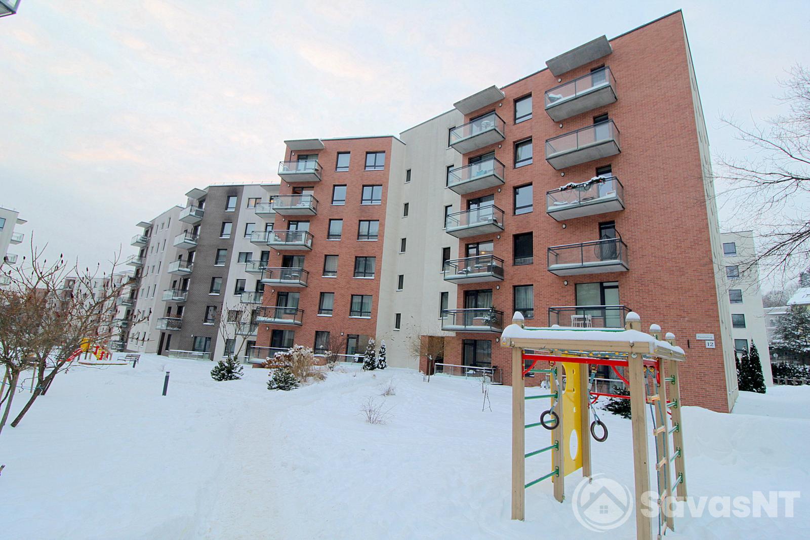 Pieninės gatvėje, Žveryne, nuomojamas dizainerių įrengtas dviejų kambarių butas