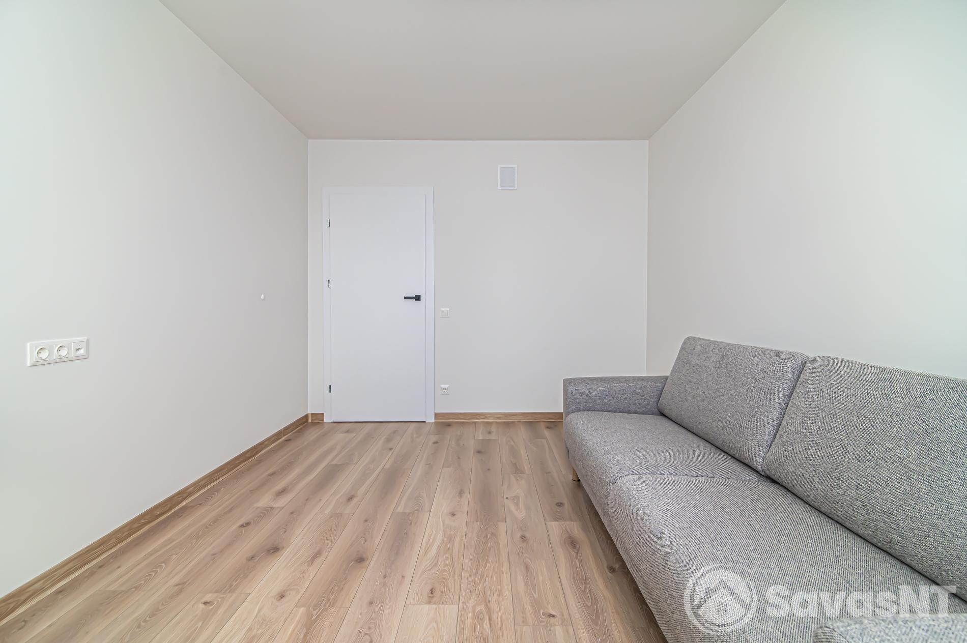 Trijų kambarių buto nuoma Rinktinės g.