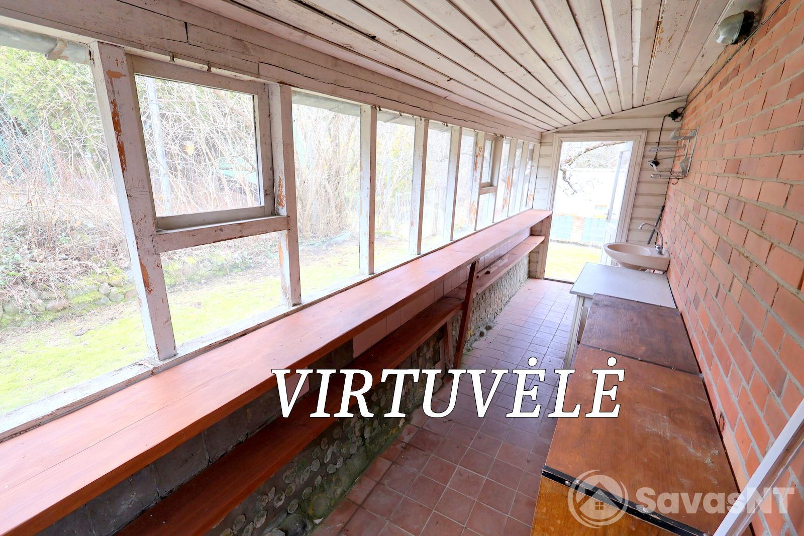 Antakalnyje, Vinciūniškių soduose parduodamas 6,18 arų sklypas su namu