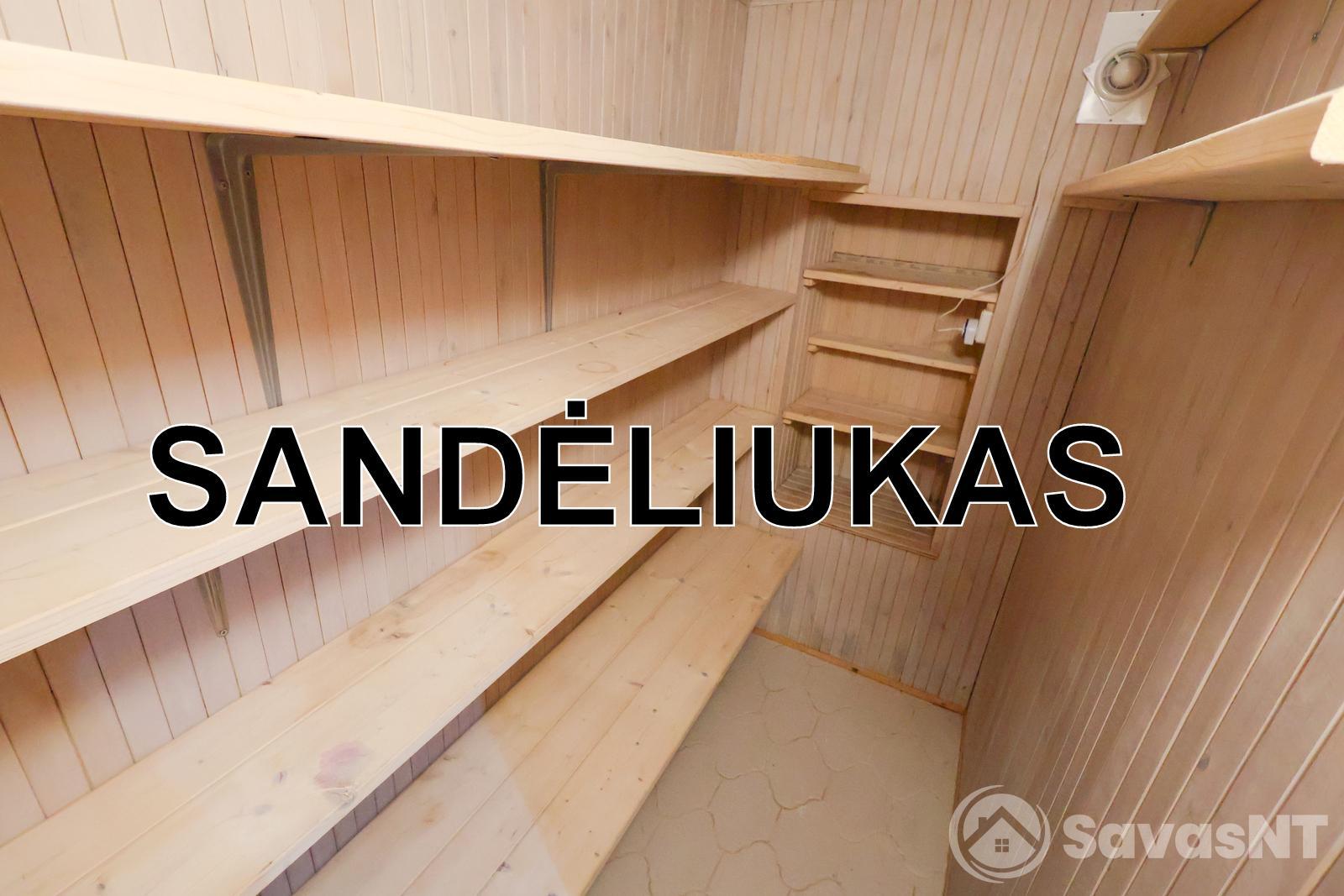 Šilo gatvėje parduodamas dviejų kambarių butas su nuosavu žemės sklypu!!!!
