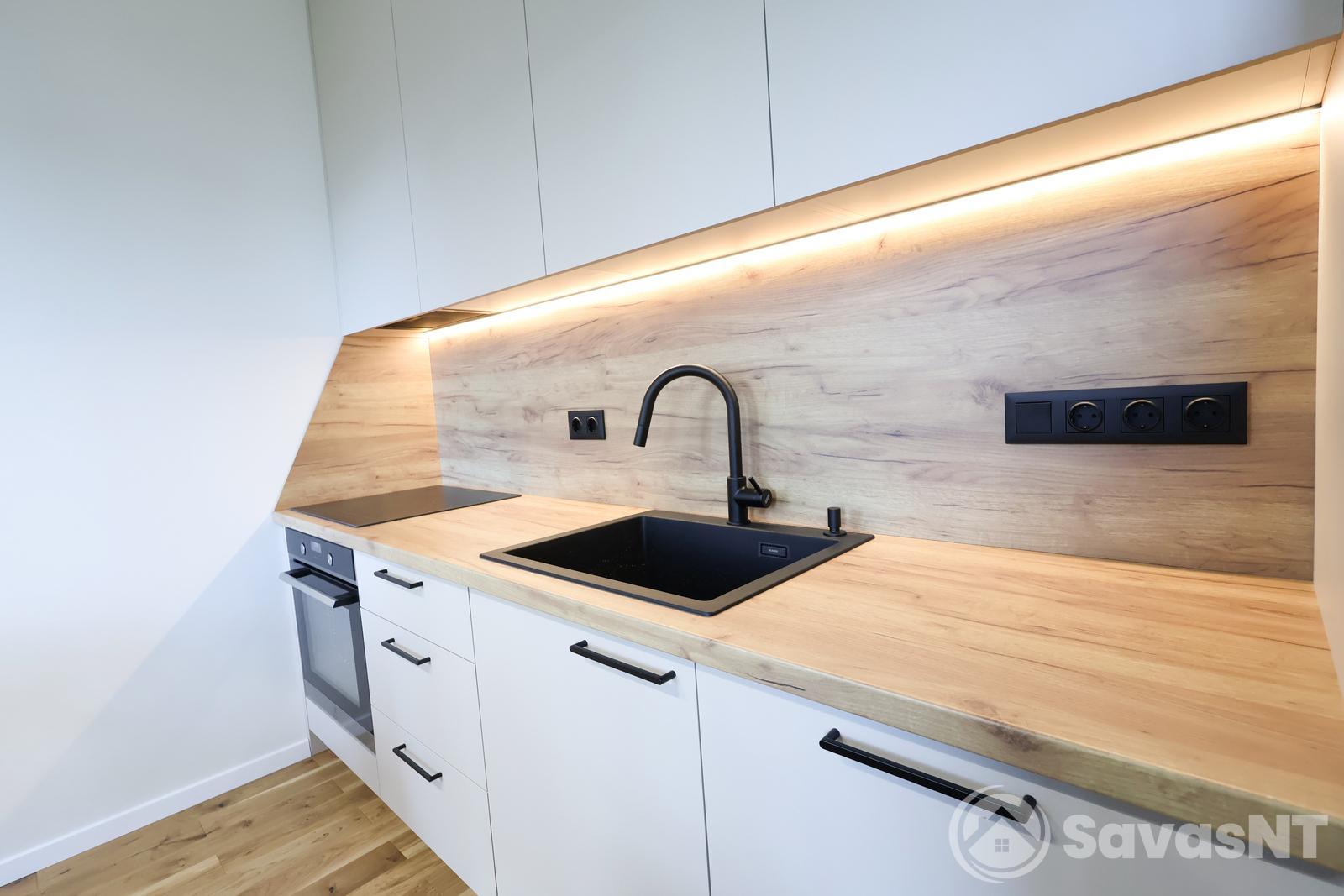 Nuomojamas dviejų kambarių butas Riterių g.