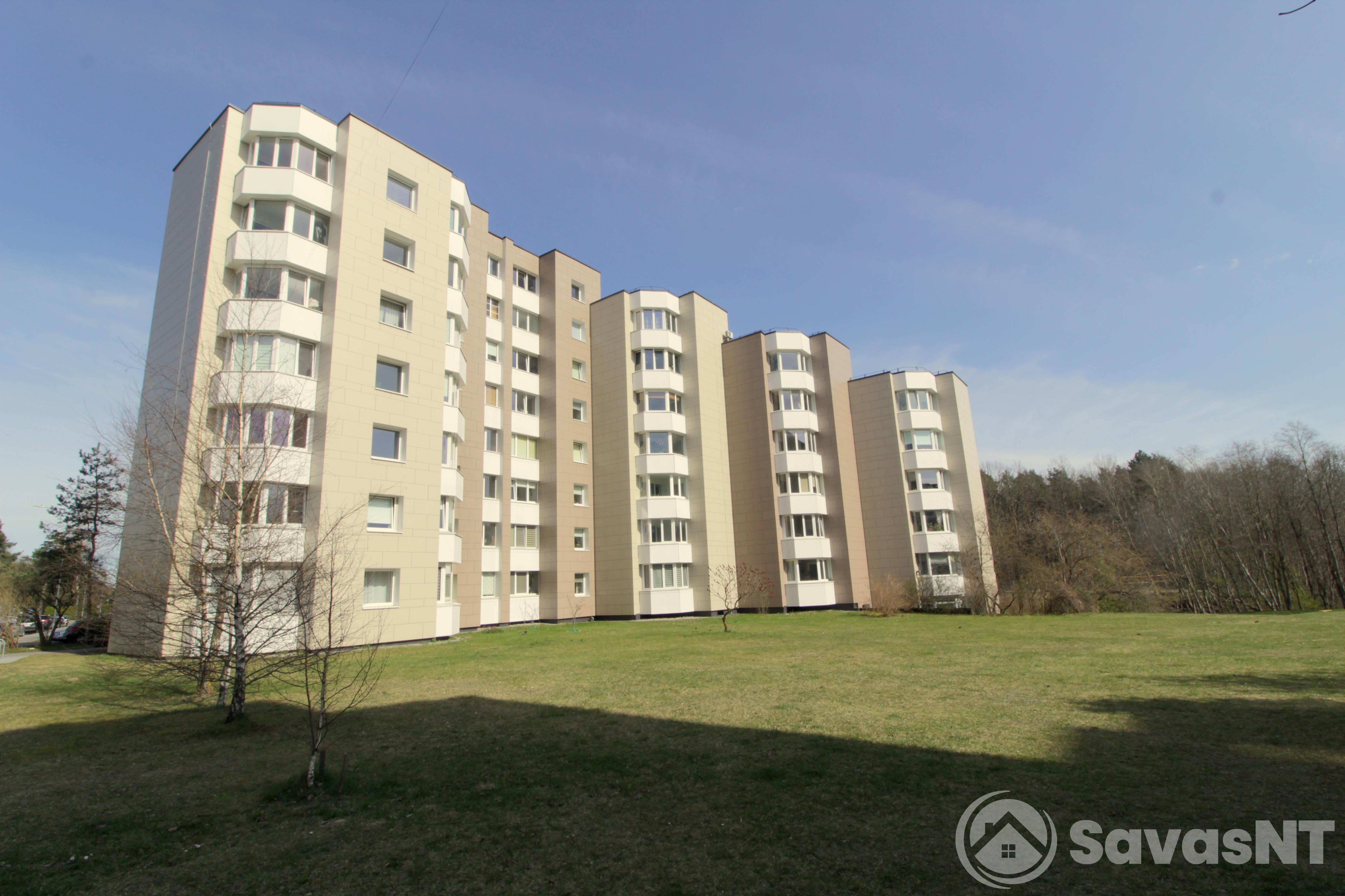 Nuomojamas vieno kambario butas Žaliųjų ežerų g.