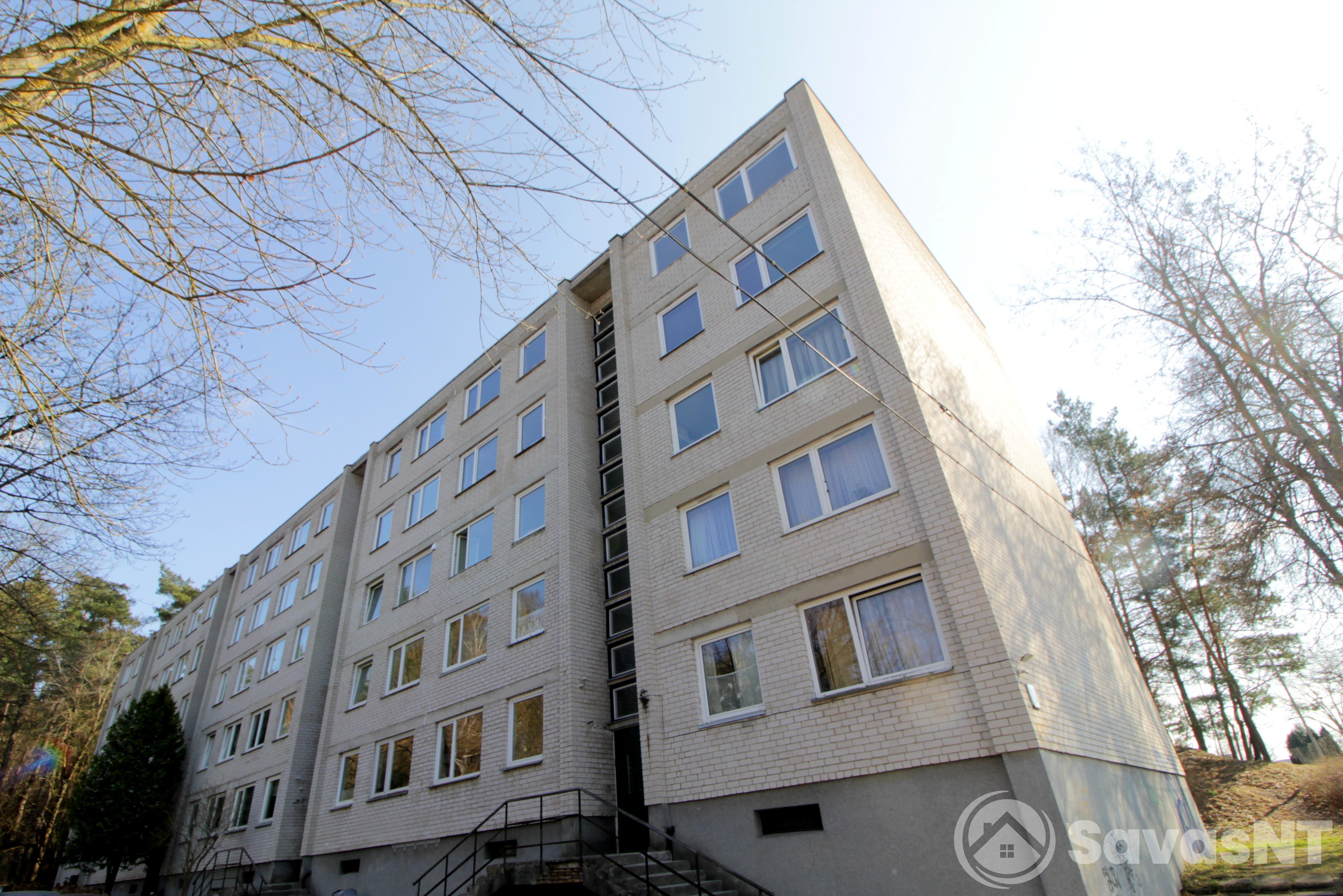 Nuomojamas vieno kambario butas Žolyno g.