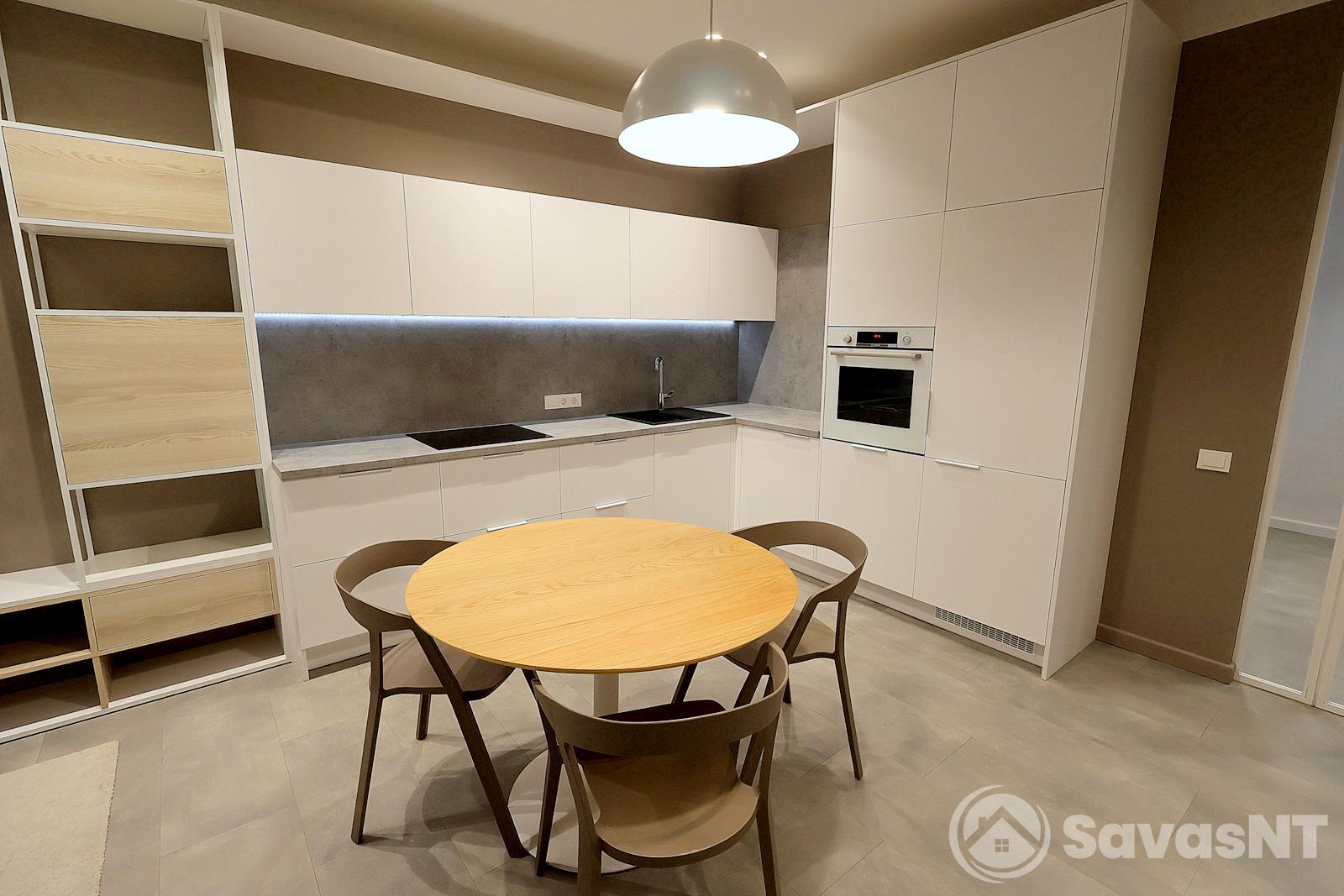 Nuomojamas 2k. Plačioji g. 4