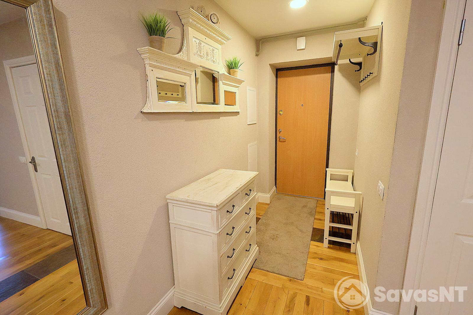 Nuomojamas 2k. butas, Popieriaus g.