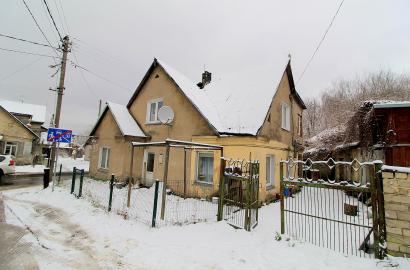 Parduodamas dviejų kambarių butas - namo dalis Subačiaus gatvėje