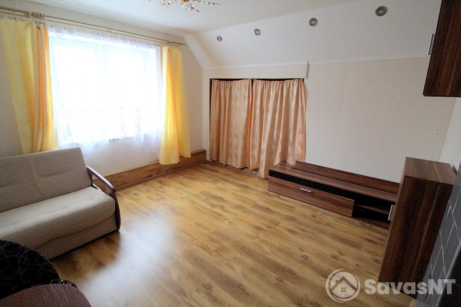 Parduodamas dviejų kambarių butas - namo dalis Subačiaus gatvėje