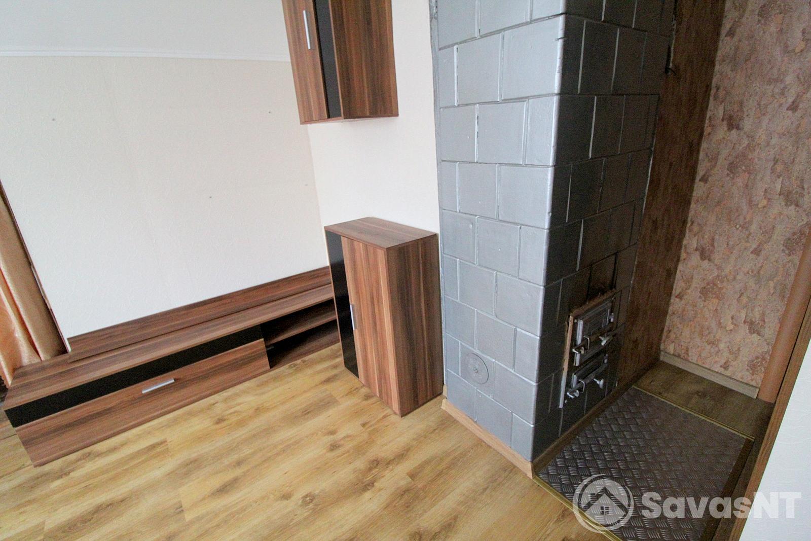 Parduodamas dviejų kambarių butas - namo dalis Subačiaus gatvėje