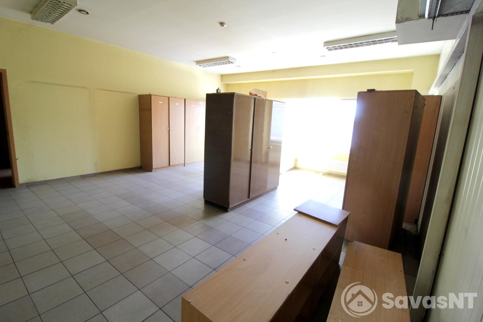 Ateities g.12 , Vilniuje, išnuomojamos 150 kv.m. ploto patalpos