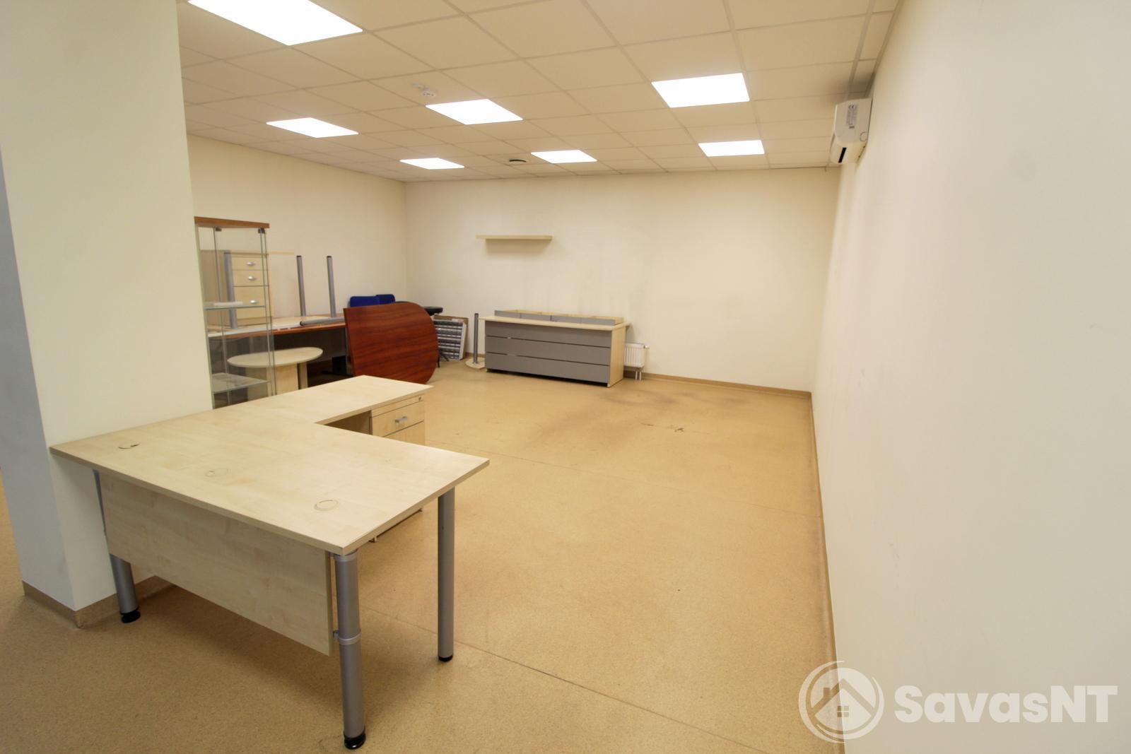 Ateities g.12 , Vilniuje, išnuomojamos 150 kv.m. ploto patalpos