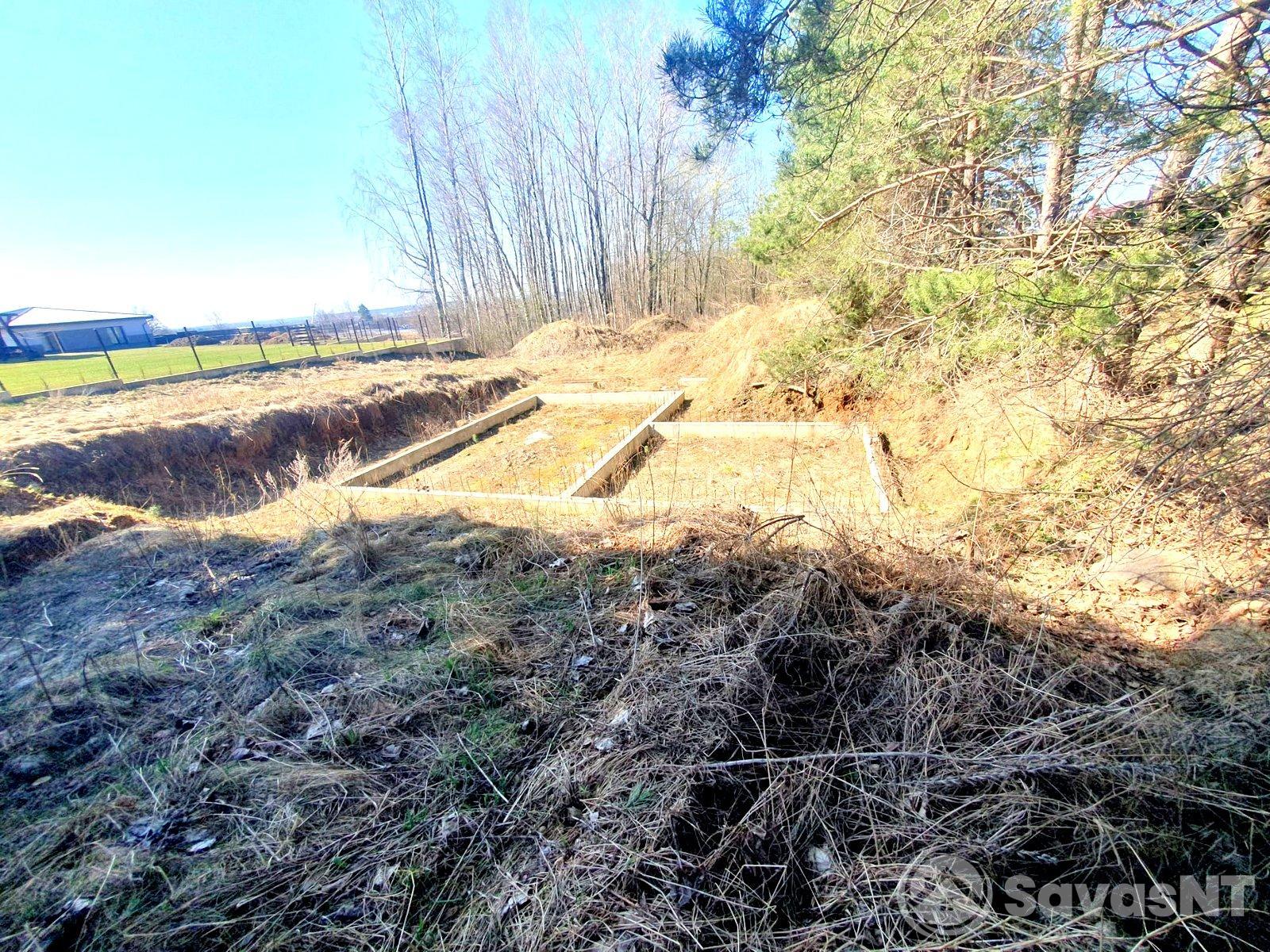 Vilniaus r. sav., Nemėžio sen., Didžiasalio k., Didžiasalio g. 6B parduodamas 12,5 ha NAMŲ VALDOS sklypas.