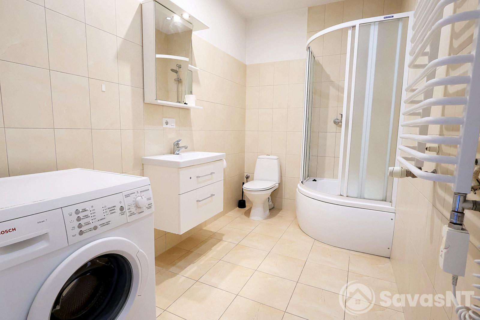 Antakalnyje, Grybo gatvėje, išnuomojamas jaukus ir ERDVUS 3  kambarių 78 kv. m. butas.