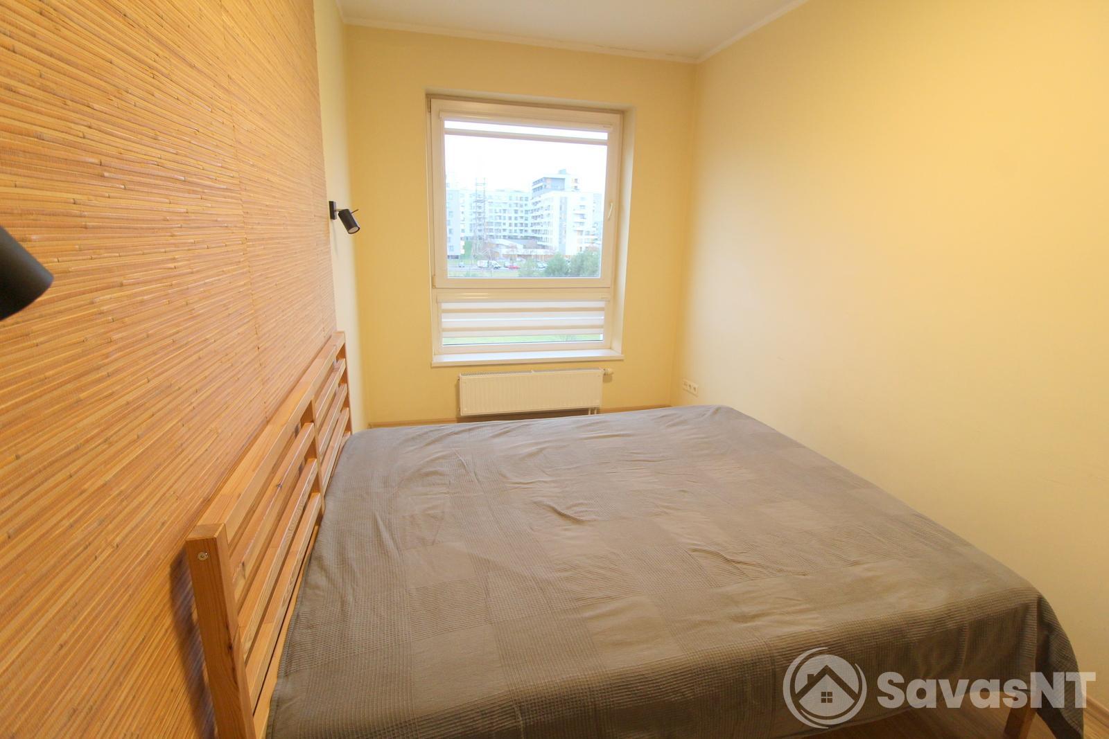 Nuomojamas JAUKUS ir ERDVUS 2 kambarių butas 40 kv.m Šeškinės g., Šeškinėje.