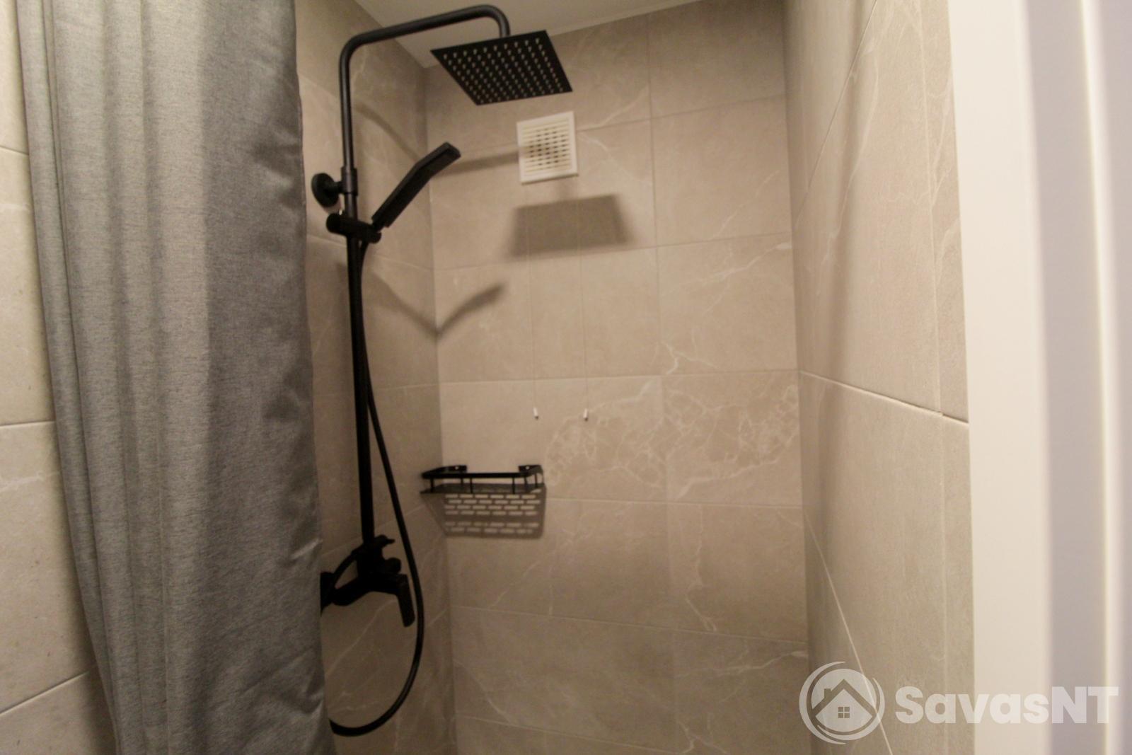 Nuomojamas jaukus SUREMONTUOTAS 1 kambario 25 kv.m butas Statybininkų g. Naujamiestyje.