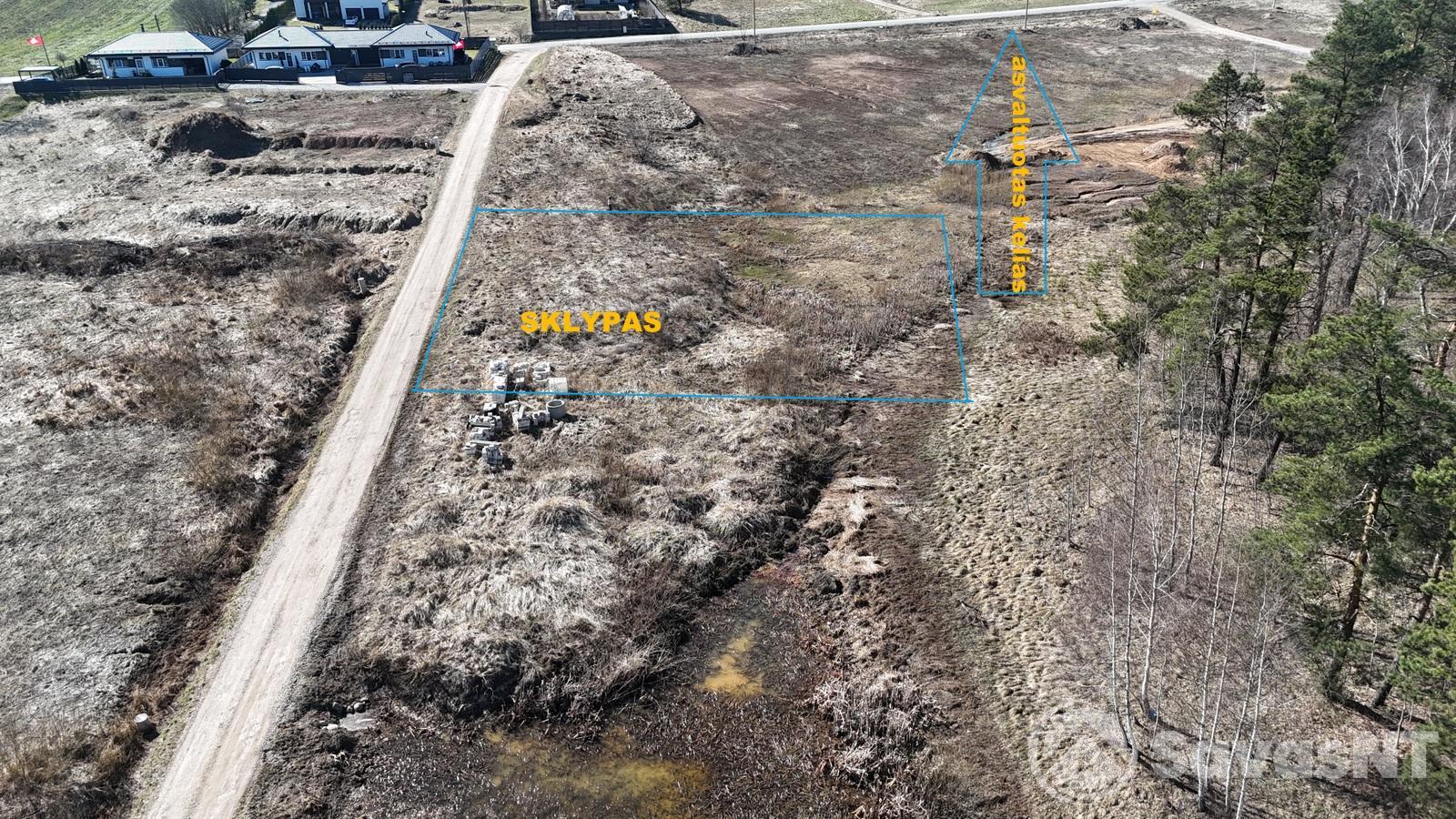Vilniaus r. sav., Avižienių sen., Pikutiškių k., Vilkų g. parduodamas 10 arų NAMŲ VALDOS sklypas.